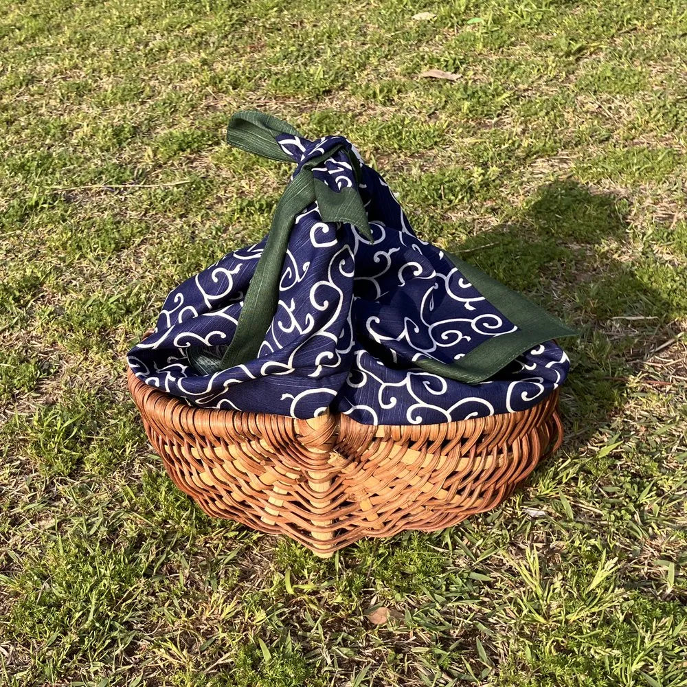 Furoshiki Arabeske mit Katze 70